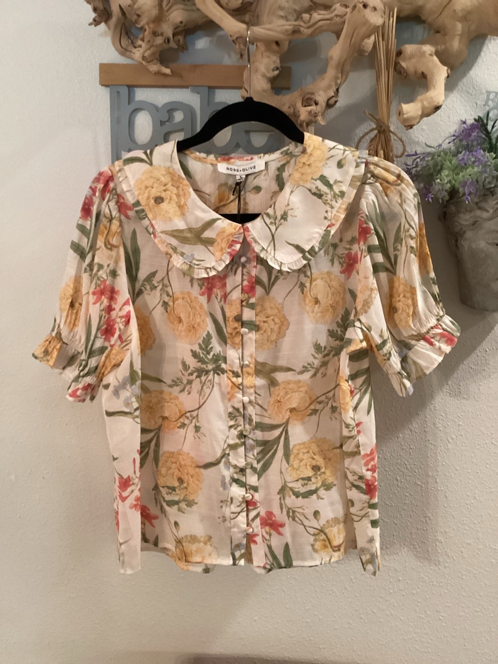 Doen inspired blouse with Peter Pan collar